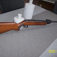 een mooie en goede 5.5 mm luchtbuks  diana  model 35